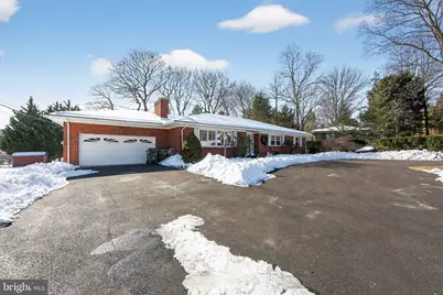 289 W Chestnut Hill Road, Newark, DE 19713 - Photo 2