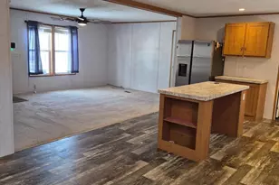 87 N Dragon Dr, Bear, DE 19701 - Photo 4