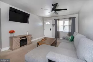 309 Hazlett Rd, New Castle, DE 19720 - Photo 4