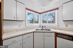 2101 Creekside Dr, Newark, DE 19711 - Photo 16