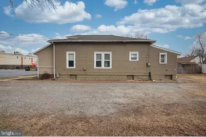 4 Forrest Avenue, Wilmington, DE 19805 - Photo 2