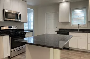 920 Young St, New Castle, DE 19720 - Photo 2