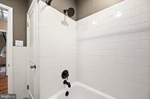 305 W Delaware Ave, Wilmington, DE 19809 - Photo 16