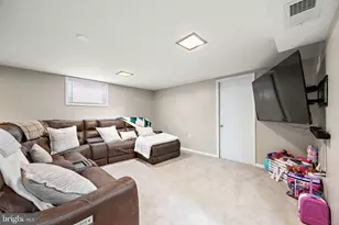 305 W Delaware Ave, Wilmington, DE 19809 - Photo 26