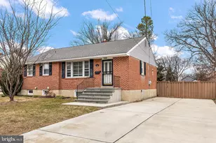 305 W Delaware Ave, Wilmington, DE 19809 - Photo 2