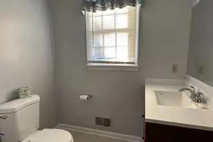 703 Lora Ln, Hockessin, DE 19707 - Photo 16