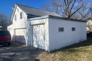 408 Marsh Rd, Wilmington, DE 19809 - Photo 2