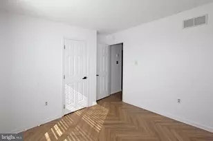 251 E Flagstone Dr, Newark, DE 19702 - Photo 12