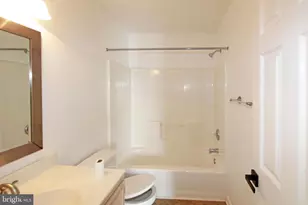 251 E Flagstone Dr, Newark, DE 19702 - Photo 14