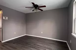 120 Hopkins Ct, Newark, DE 19713 - Photo 4