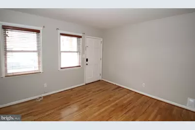 25 E 4th Street, New Castle, DE 19720 - Photo 4