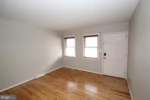 25 E 4th St, New Castle, DE 19720 - Photo 2