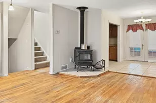 517 Darley Rd, Claymont, DE 19703 - Photo 2