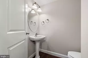 1704 N Park Dr, Wilmington, DE 19806 - Photo 14