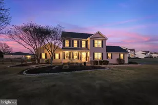 114 Colonel Clayton Dr, Middletown, DE 19709 - Photo 2