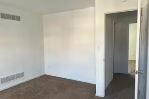 325 Barley Dr, Newark, DE 19702 - Photo 8