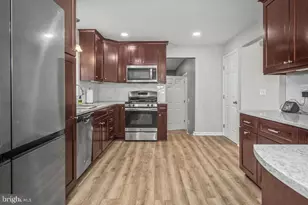 105 Layton Dr, New Castle, DE 19720 - Photo 8