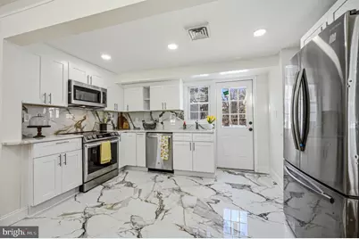 4 Lower Greenbriar Road, Wilmington, DE 19810 - Photo 8