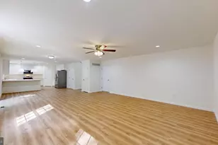 107 Nicholas Ct, New Castle, DE 19720 - Photo 6