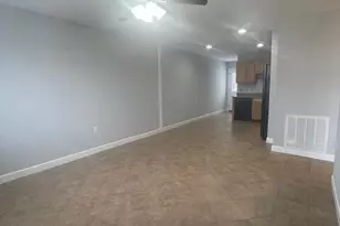 604 Green Tree Ln, Bear, DE 19701 - Photo 6