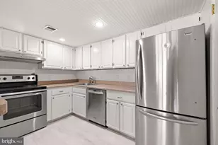 1403 Shallcross Ave, Wilmington, DE 19806 - Photo 8