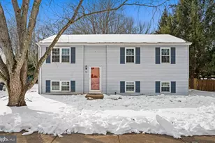 30 Julie Ln, Newark, DE 19711 - Photo 1