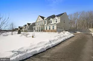 95 Hempstead Dr, Newark, DE 19702 - Photo 2