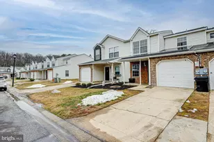 421 S Antlers Pl, Bear, DE 19701 - Photo 2