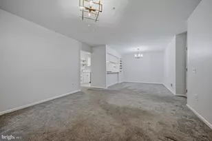 1604 Waters Edge Dr, Newark, DE 19702 - Photo 8