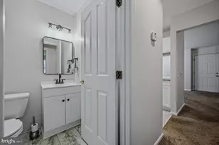 1604 Waters Edge Dr, Newark, DE 19702 - Photo 16