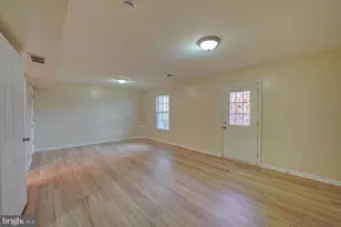 536 Van Dyke Cir, Newark, DE 19702 - Photo 6