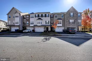 536 Van Dyke Cir, Newark, DE 19702 - Photo 2