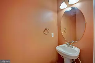 536 Van Dyke Cir, Newark, DE 19702 - Photo 40