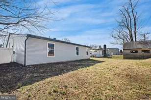 175 Edge Ave, New Castle, DE 19720 - Photo 4