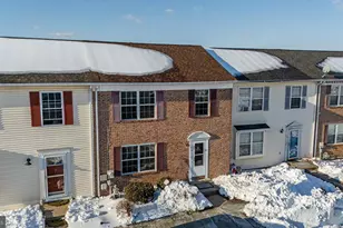 33 Pepperwood Ln, Bear, DE 19701 - Photo 2