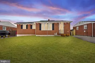 53 E Edinburgh Dr, New Castle, DE 19720 - Photo 1