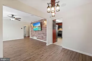 53 E Edinburgh Dr, New Castle, DE 19720 - Photo 4