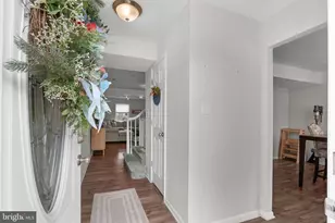 128 E Green Valley Cir, Newark, DE 19711 - Photo 6