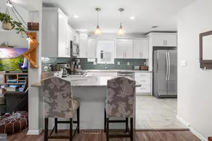 128 E Green Valley Cir, Newark, DE 19711 - Photo 12