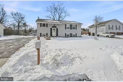 831 Broadfield Drive, Newark, DE 19713 - Photo 1