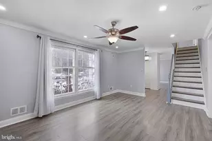 213 S Booth Dr, New Castle, DE 19720 - Photo 8