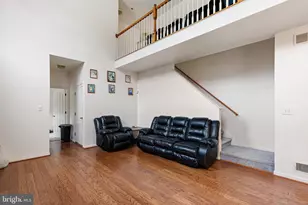 205 E Harvest Dr, New Castle, DE 19720 - Photo 4