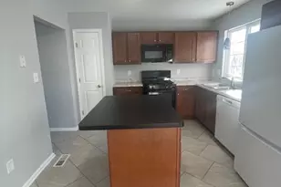 19 Sir Thomas Ln, Newark, DE 19702 - Photo 8