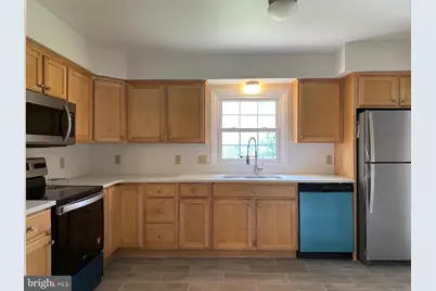 134 Chapel Hill Drive, Newark, DE 19711 - Photo 2