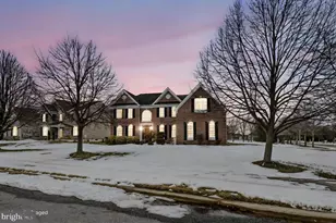 211 Audubon Dr, Bear, DE 19701 - Photo 2