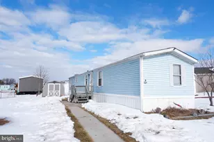 8 Vincent Ct, Bear, DE 19701 - Photo 1