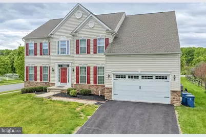 301 E Furrow Lane, Newark, DE 19702 - Photo 2