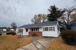 10 Midfield Rd, New Castle, DE 19720 - Photo 1