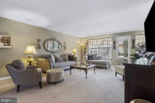 303 W 9th St, New Castle, DE 19720 - Photo 10