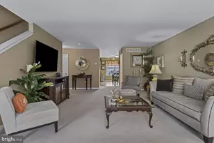 303 W 9th St, New Castle, DE 19720 - Photo 6